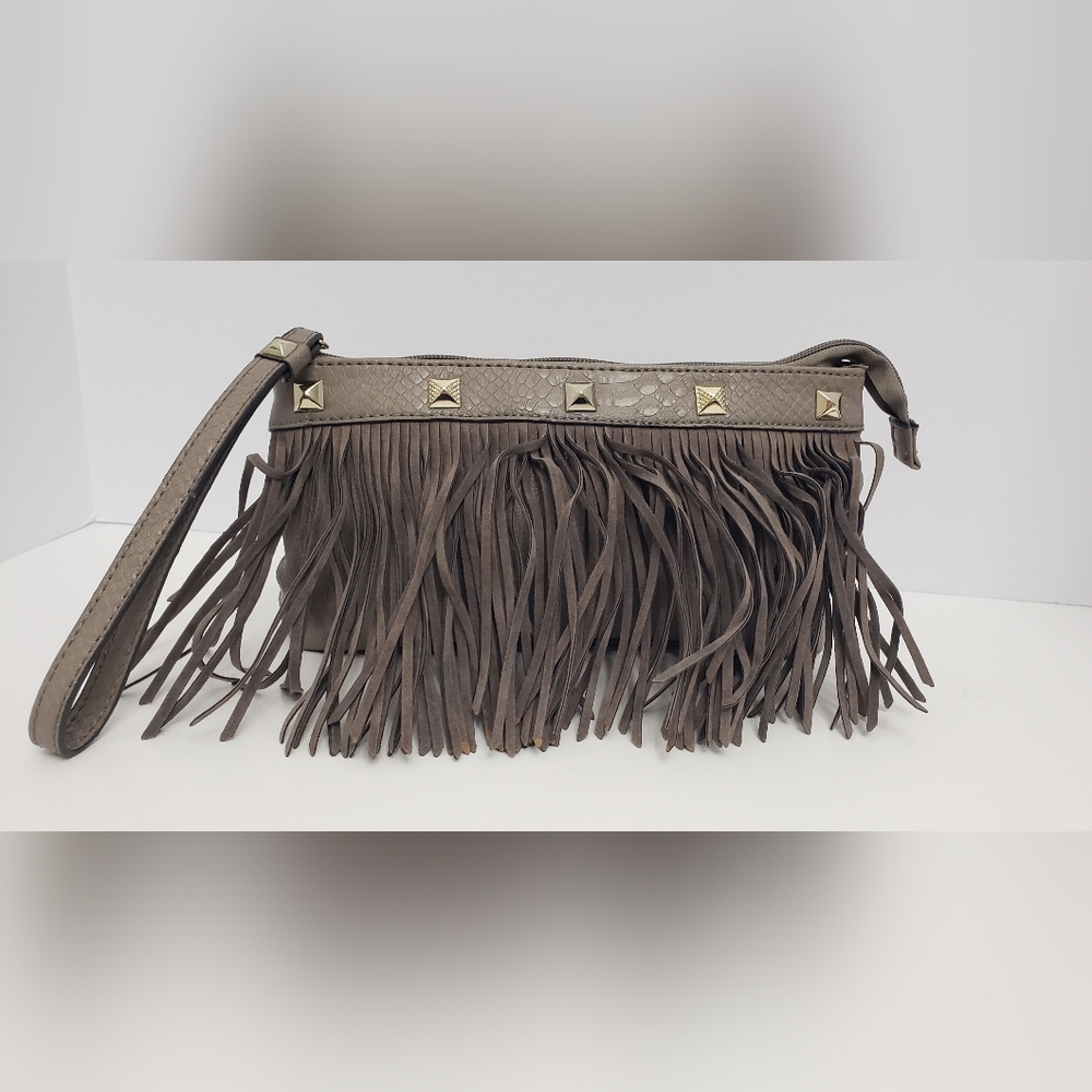 J Lo Jennifer Lopez Fringe Leather Clutch Strap Gray Gold Zipper Like New
